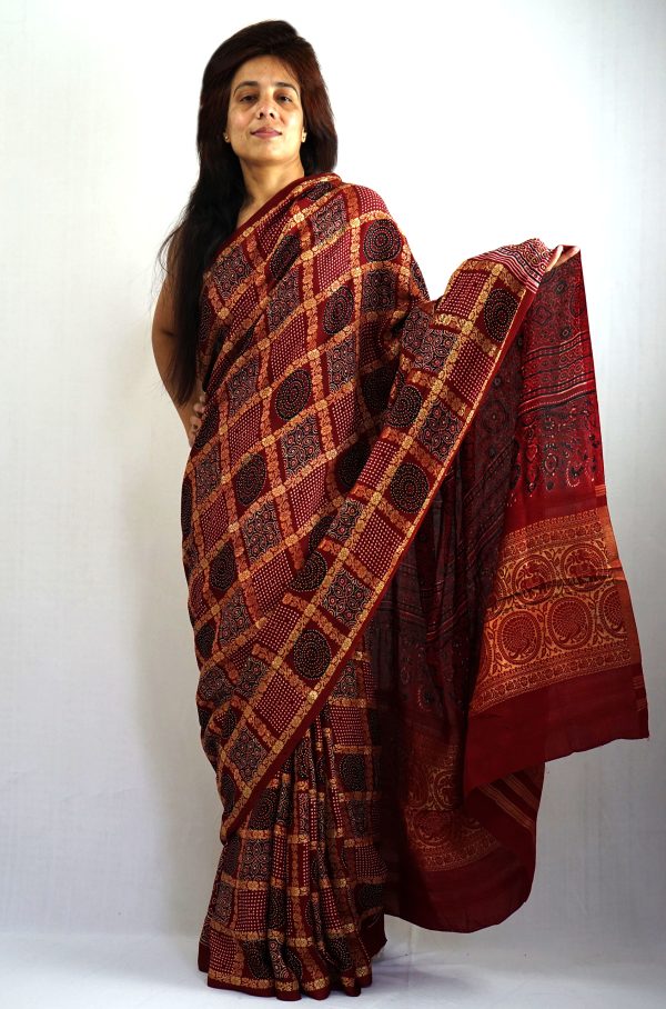 Shop Jacquard Woven Chocolate Brown Color Kashmiri Modal Silk Saree Festive  Wear Online at Best Price | Cbazaar